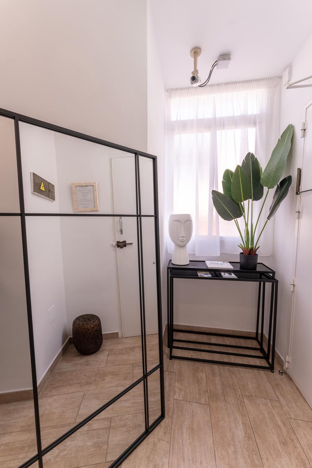 Urban Rooms B&R Malaga Exterior photo
