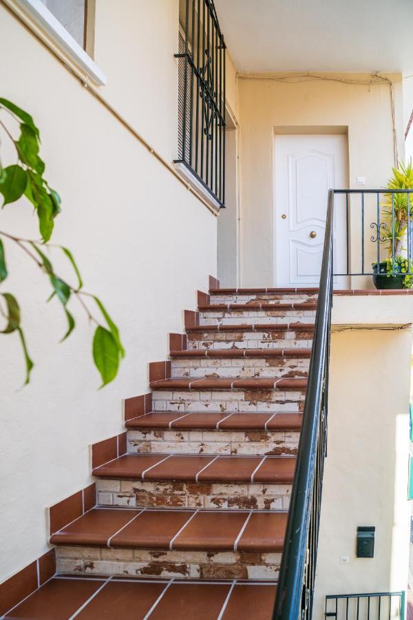 Urban Rooms B&R Malaga Exterior photo